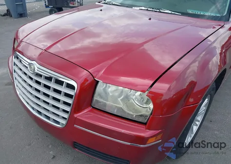 2010 Chrysler 300 Touring/Signature Series/Executive Series from USA, damaged, VIN 2C3CA5CV4AH155375